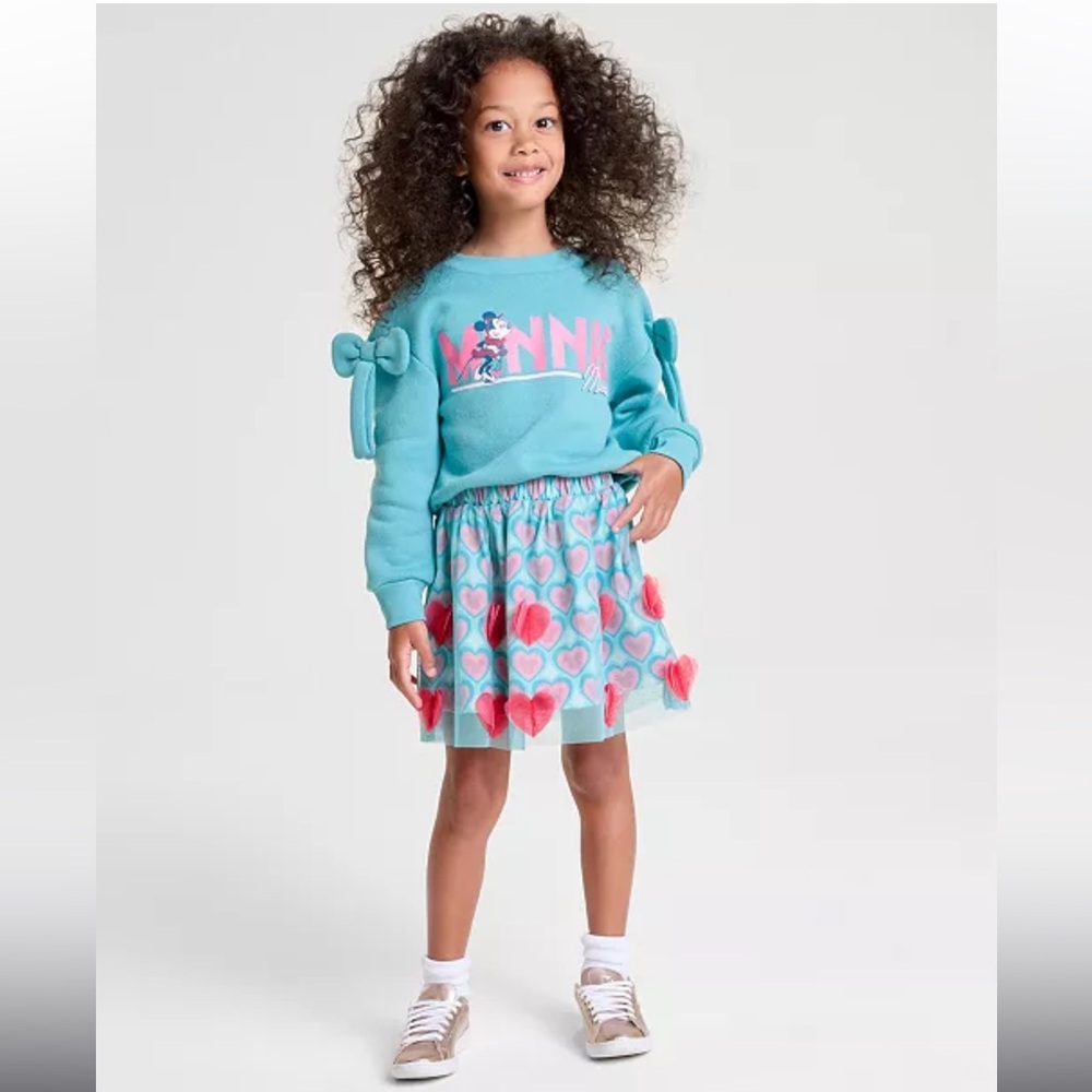 Disney/ Macy’s Minnie Mouse Long Sleeve Sweatshirt